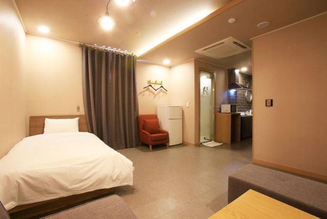 A7 Hotel Suwon Exterior foto